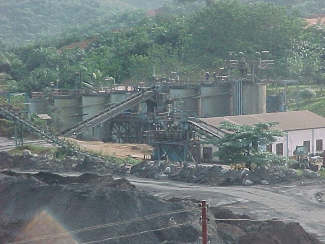 Prestea Sankofa Gold Limited cyanide leach plant with leach tanks and conveyors